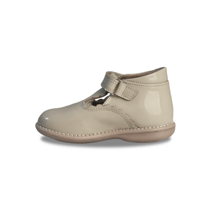 Zapato Bebe Charol Beige Piel Dogi con belcro Antideslizante marca 7710
